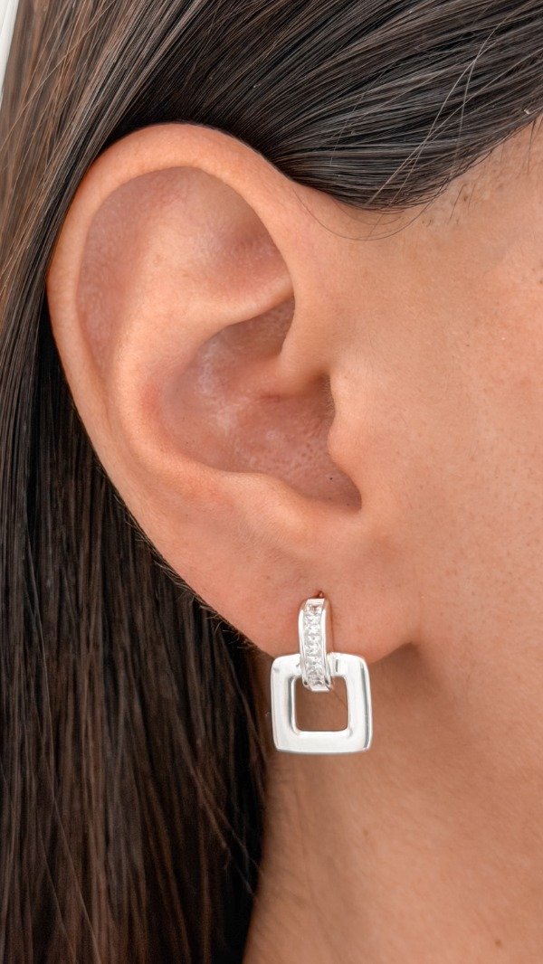 Producto - Pasantes colgante cuadrado con cubic