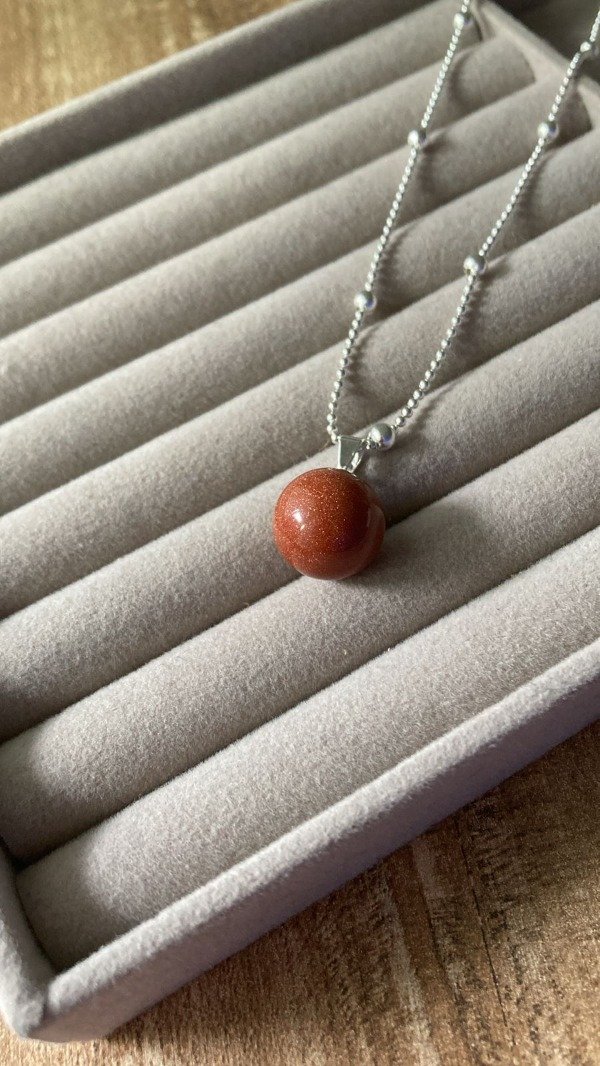 Producto - Collar de piedra solar