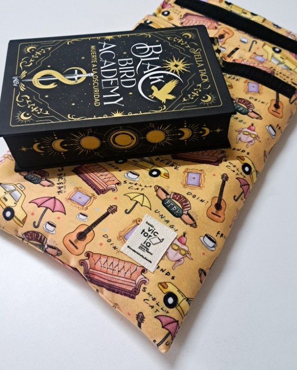 Producto - Funda para libros extra estándar Friends IMPERMEABLE