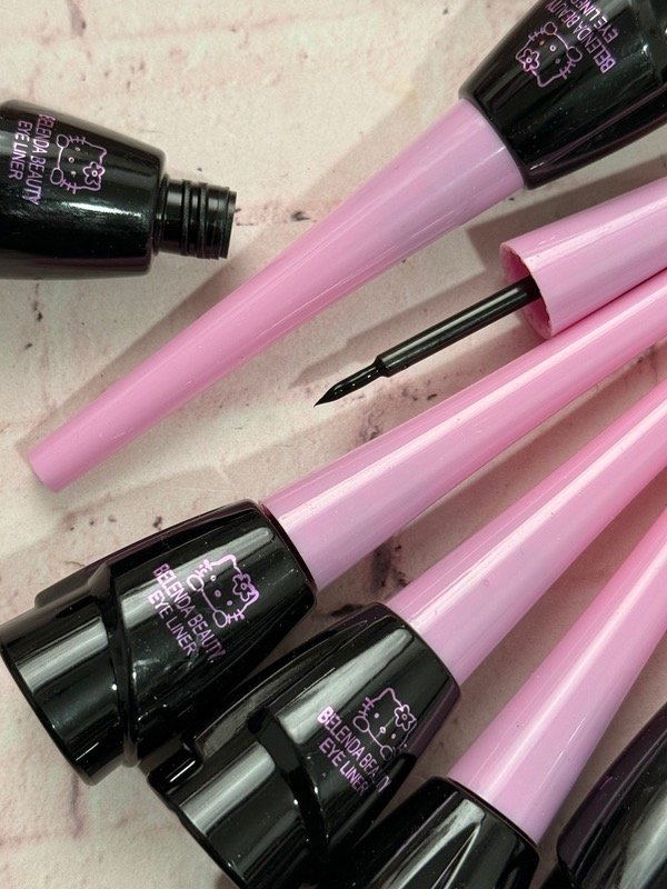 Producto - Delineador líquido Belenda
