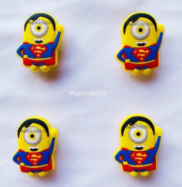 Producto - Minnion Superman