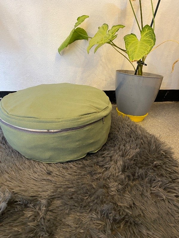 Producto - Almohadón de piso verde musgo - 3