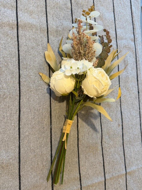 Producto - Bouquet Premium 45cm - (Efectivo: 27.120)