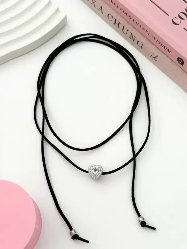 Producto - Chocker gamuza charms corazón