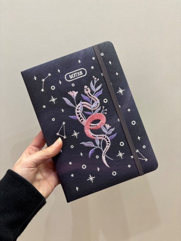 Producto - Cuaderno Bordado