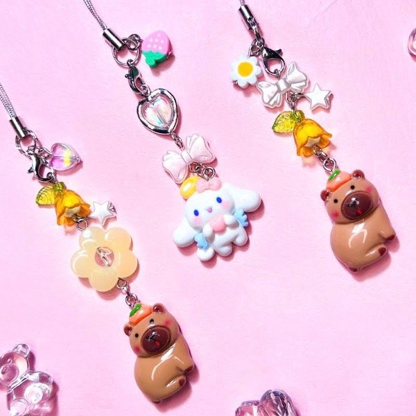 Producto - Phone Charms Capibara Cinnamoroll Mix