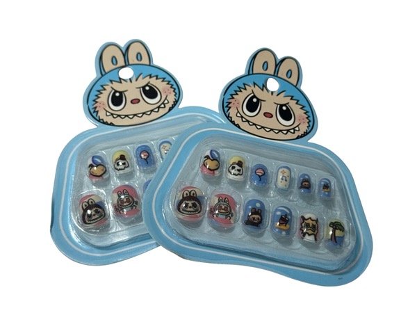 Producto - Uñas postizas nena Labubu