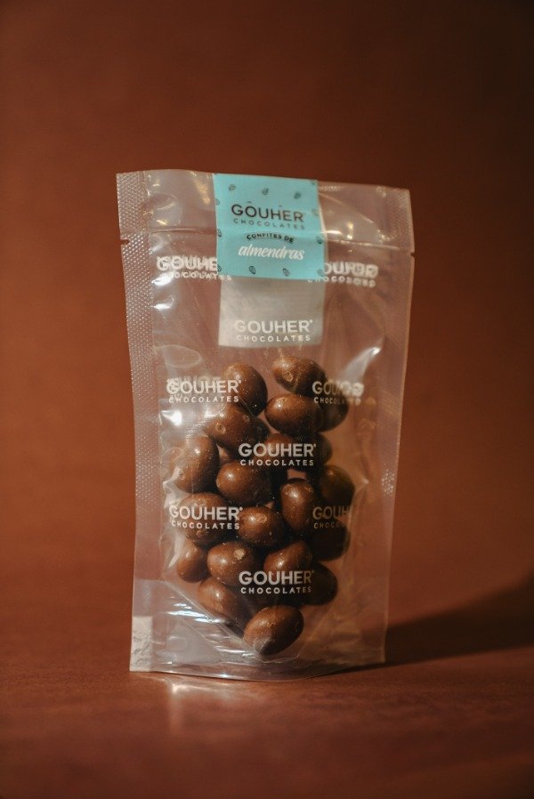 Producto - Almendras bañadas en chocolate con leche x 100g