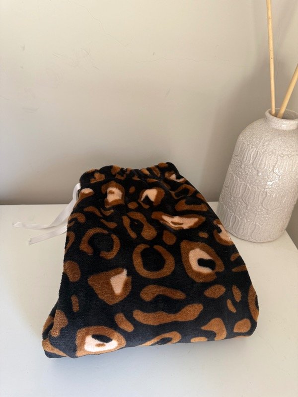 Producto - Pantalón pijama polar print marrón #2