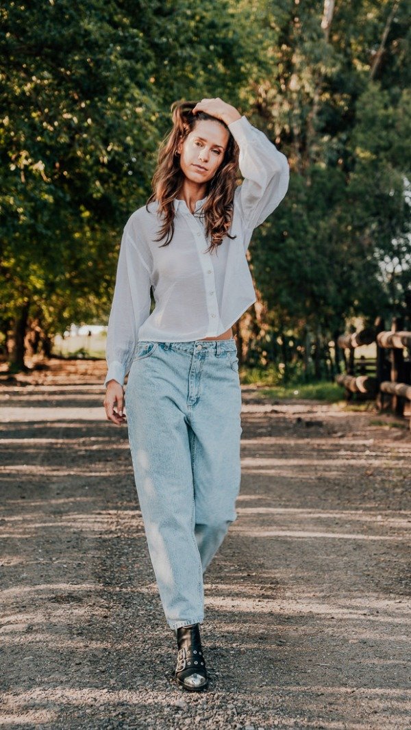 Producto - JEANS MOM SHADOW - CELESTE