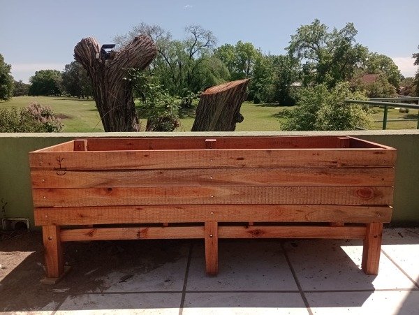 Producto - Huertera elevada grande (sola)