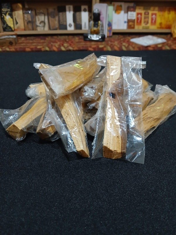 Producto - PALO SANTO RAMA 10 GR