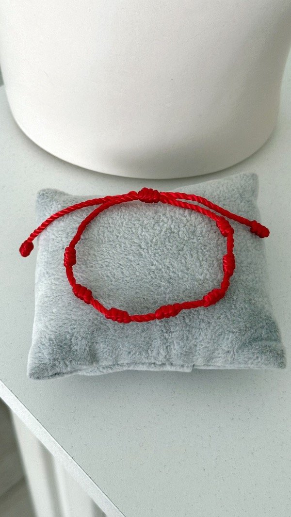 Producto - Pulsera 7 nudos roja HILO