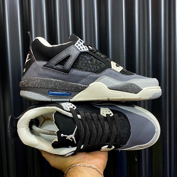 Producto - Jordan r4 marfil