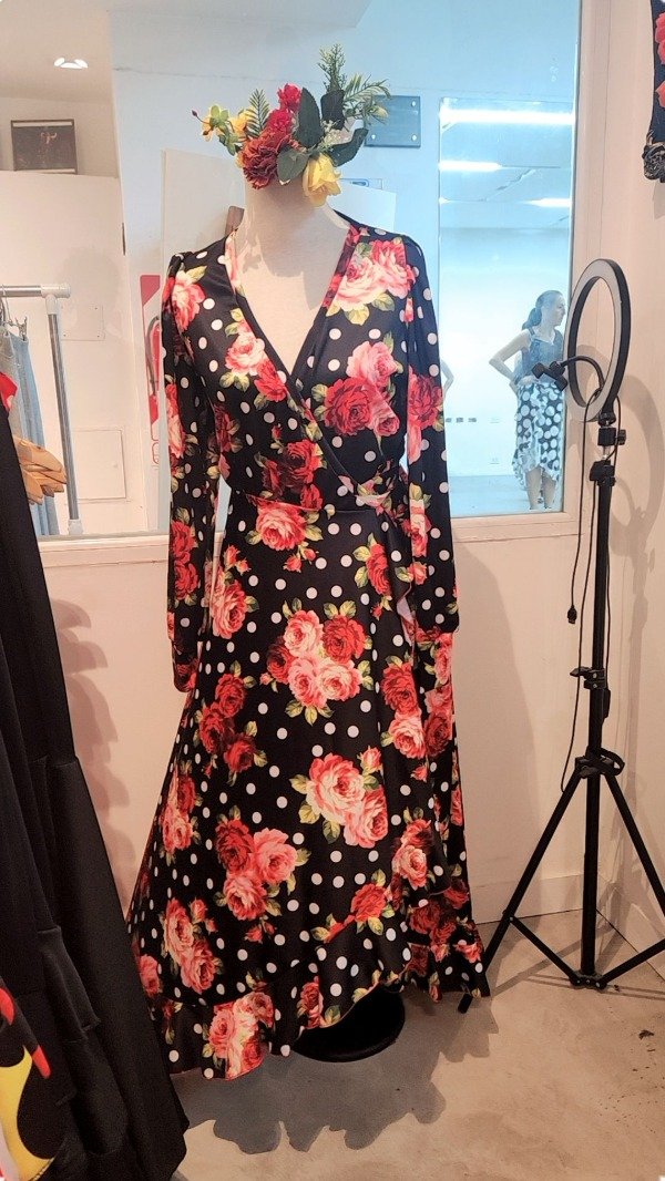 Producto - BATIN NEGRO FLOR Y LUNAR TS/M