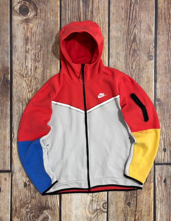 Producto - NIKE TECH FLEECE WINDRUNNER COLORBLOCK