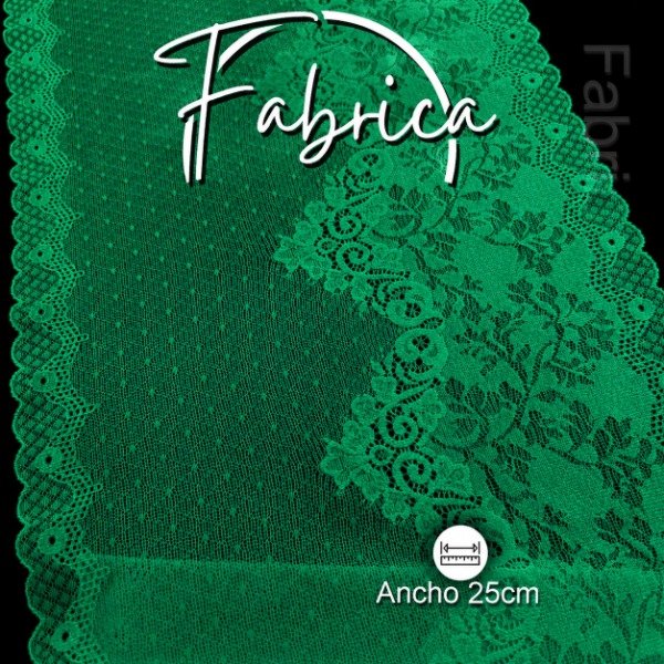 Producto - PS323 Puntilla Verde Benetton simil tul bordado con Lurex. Medida: 25cm (metro)