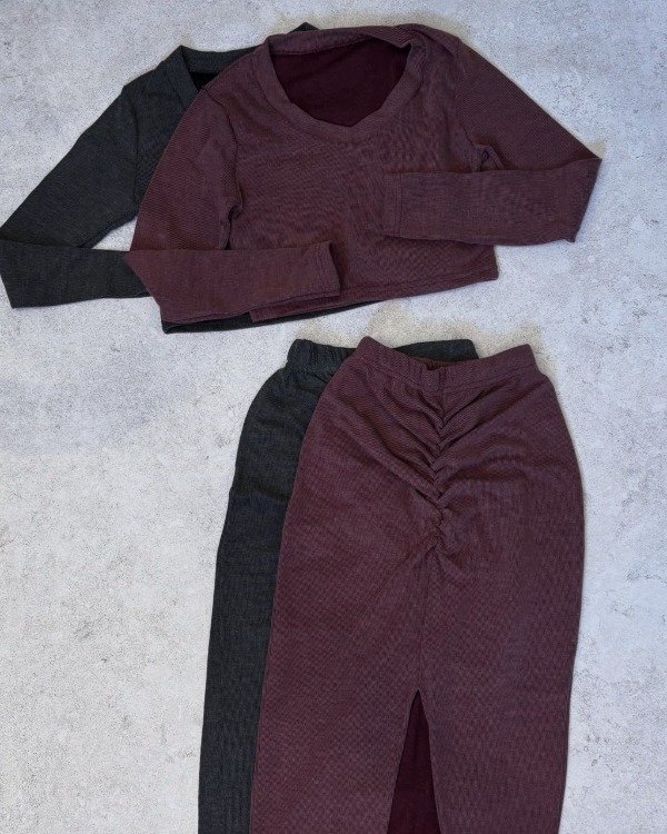 Producto - Conjunto Algodon Con Frunce Bordo