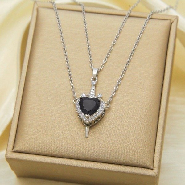 Producto - Collar Para Compartir Heartb duo Espada y Corazón Negro