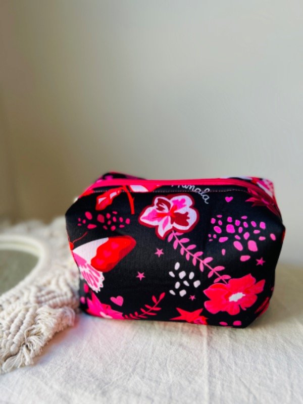 Producto - Cartuchera/portacosmeticos clara