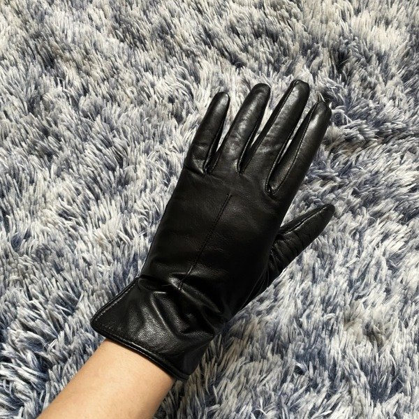 Producto - Vintage leather winter gloves.