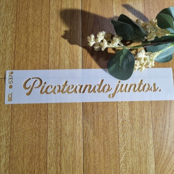 Producto - St 5376 de 25x5cm Stencil Picoteando Juntos