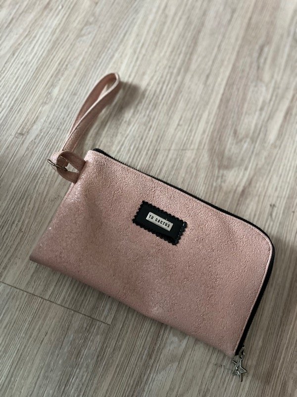 Producto - Billetera/portadocumentos
