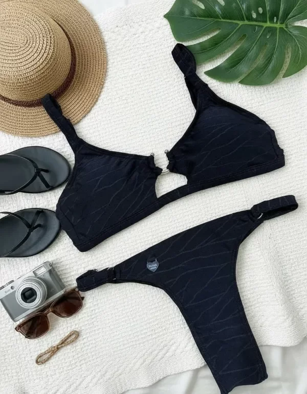 Bikini amber negra texturada