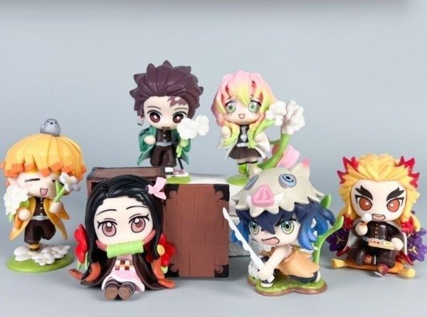 Producto - Set Gashapones Primaveral Kimetsu - Demon Slayer - 7cm