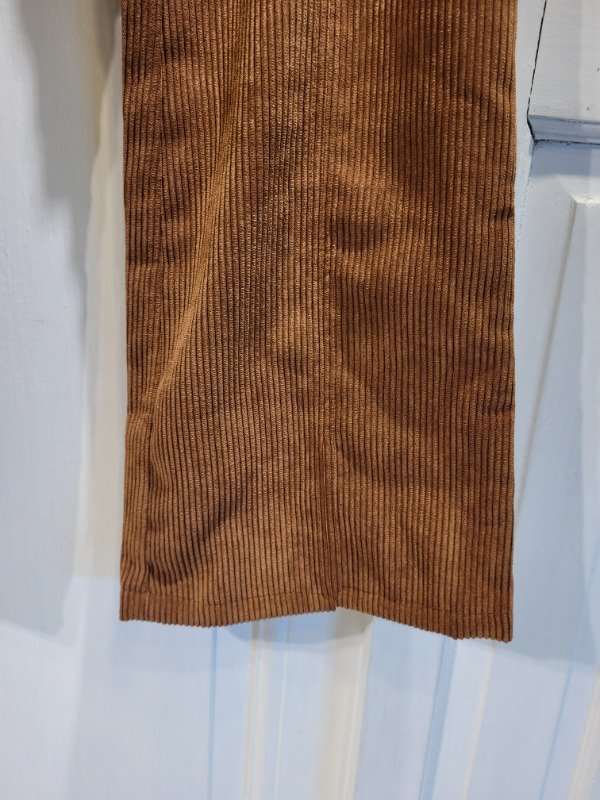 Producto - Pantalón STRADIVARIUS marrón corderoy- Talle 28- PRECIO: 50X - 1