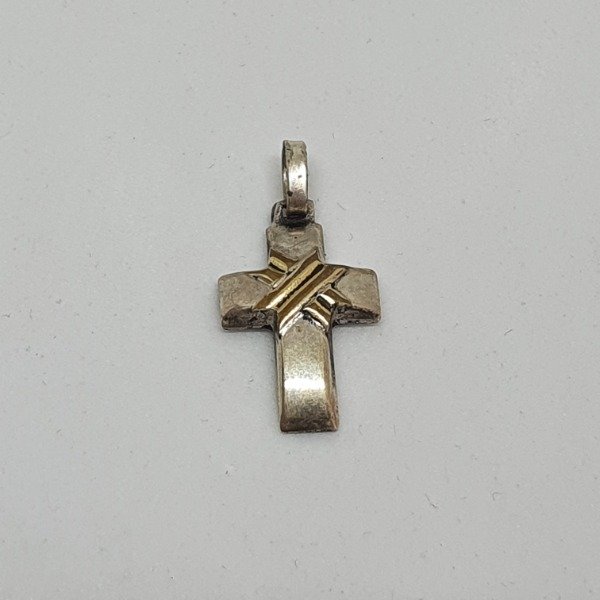 Producto - Cruz Bombe N1 Plata y oro 19x12mm