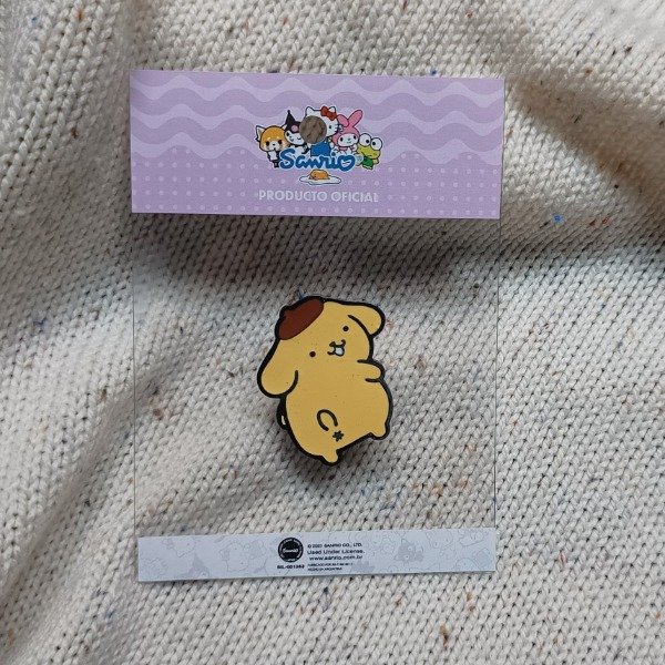 Producto - Pin Pompompurin oficial