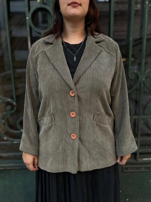 Producto - Saco verde corderoy