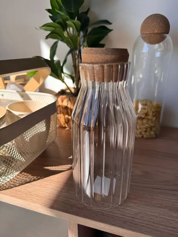 Producto - Botella de vidrio Taina