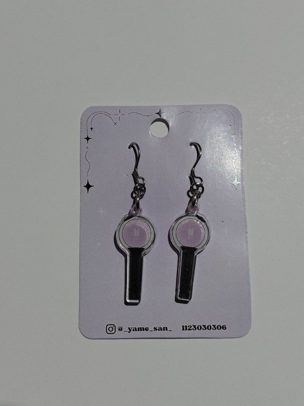 Producto - Arito de acrilico Bts