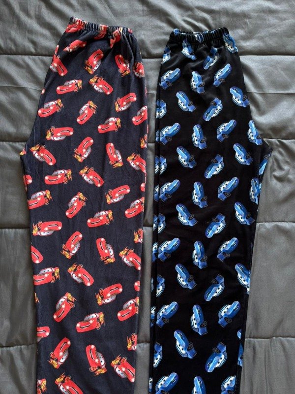 Producto - Combo pantalon Sally talle 1 + Rayo McQueen Cars talle 6 polar soft