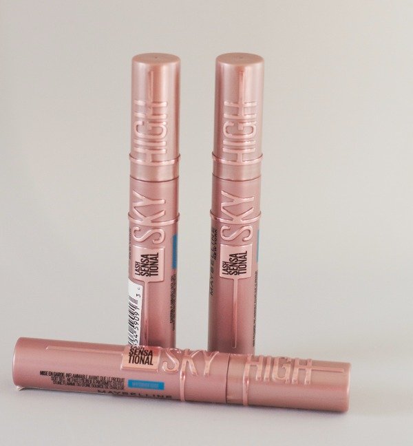 Producto - Mascara de pestañas Sky High de Maybelline.