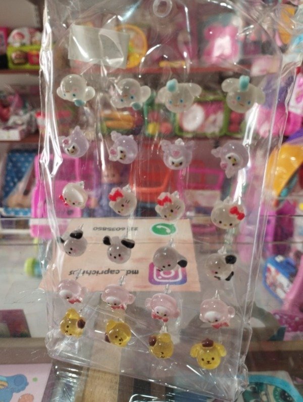 Producto - Aritos fantasia sanrio el par