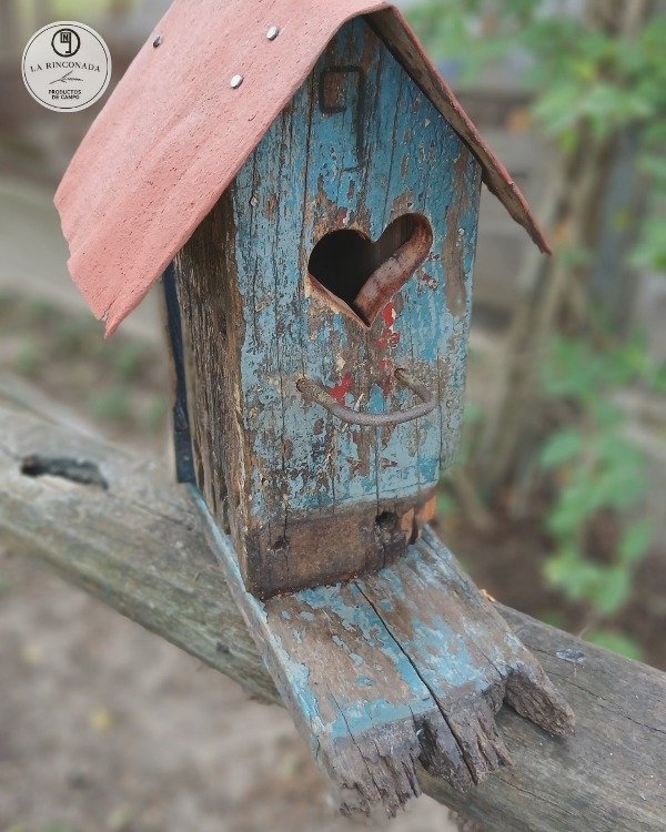 Producto - Casita nido aves " corazon"