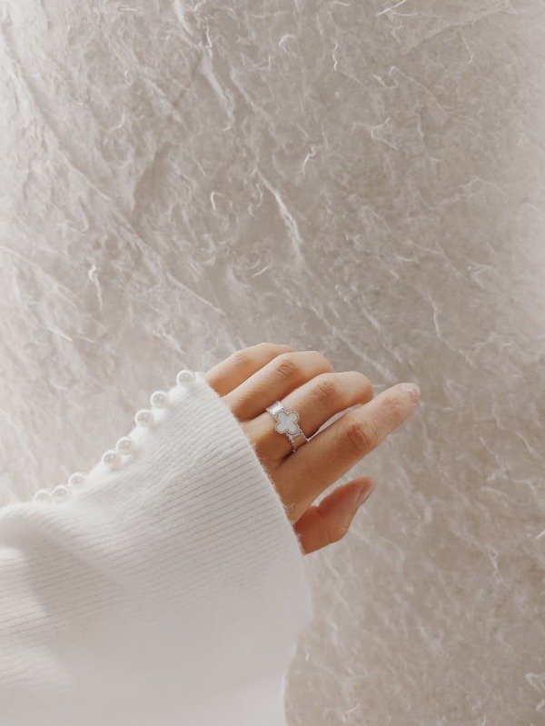 Producto - Anillo Trebol blanco - 1