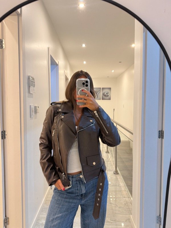 Producto - campera disney chocolate