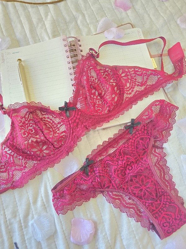 Producto - CONJUNTO DE ENCAJE CON ARO Y VEDETINA