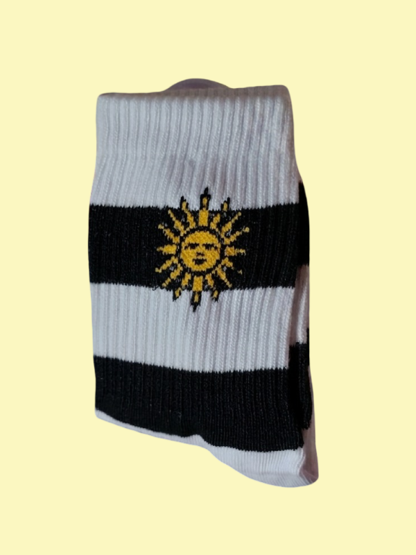 Producto - MEDIAS DE ARGENTINA SOL DE MAYO LÍNEAS NEGRAS