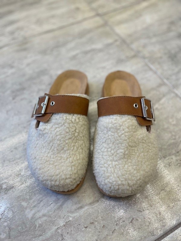 Producto - SUECOS LUCY