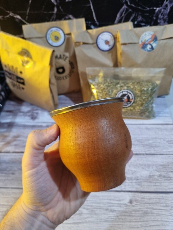 Producto - Camionero de algarrobo con detalle en la virola - 1