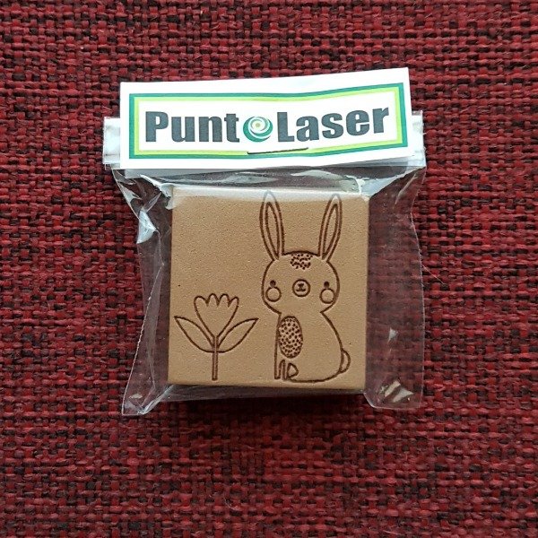 Producto - Bajo Relieve - 4 x 4 cm - Cod. 1020