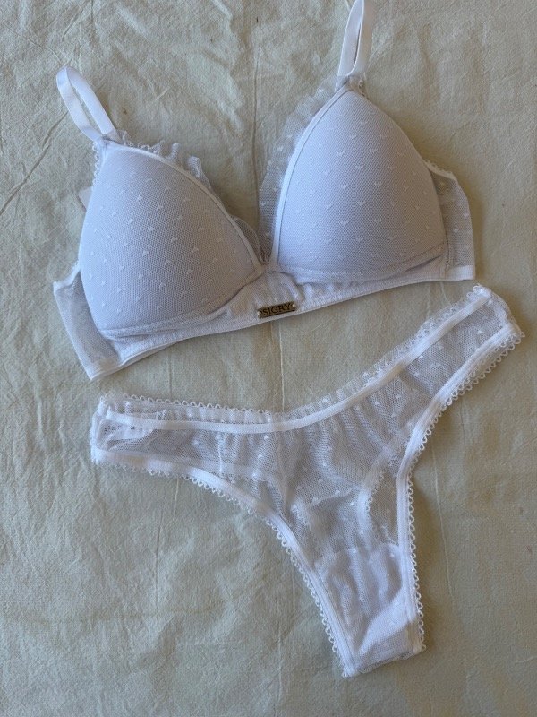 Producto - CONJUNTO TRIÁNGULO CORAZONES