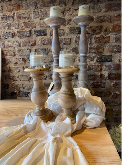Producto - ADORNO / PAR DE CANDELABRO DE MADERA / M: 14 C, DE DIAM X 30 CM DE ALTURA