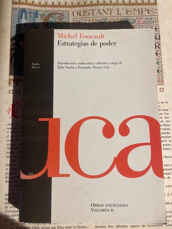 Producto - Estrategia de poder/ Foucault