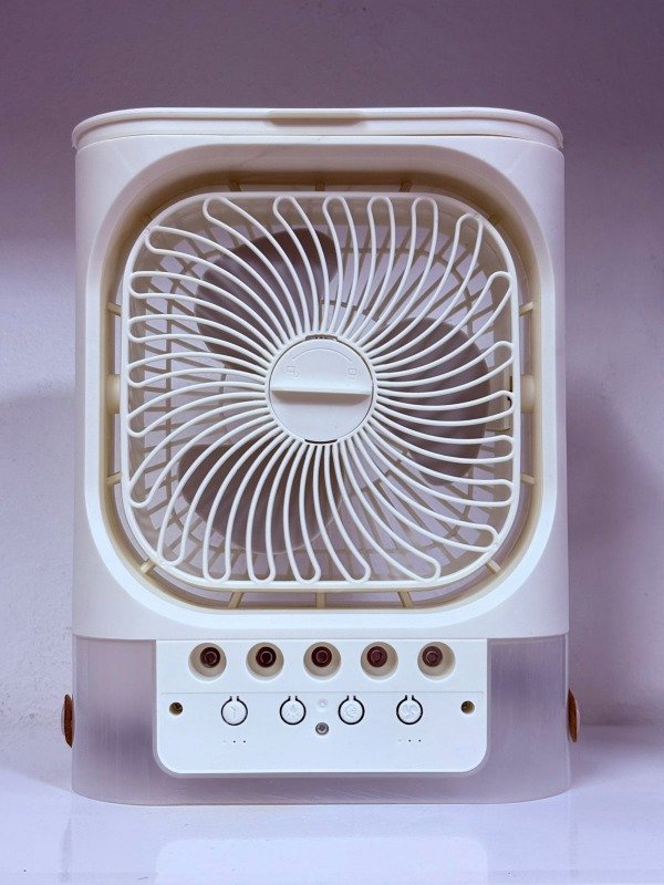 Producto - Ventilador portátil con humidificador